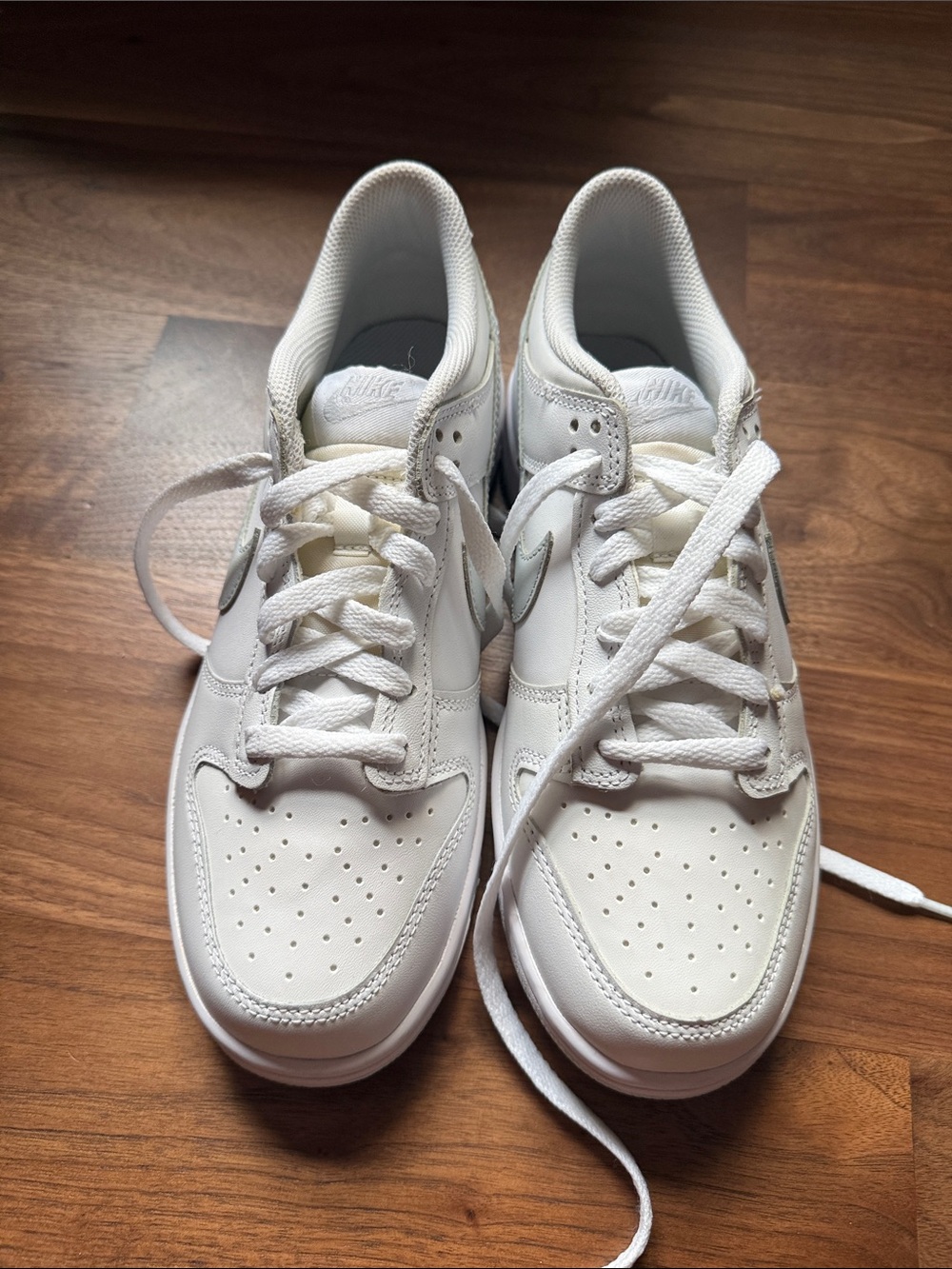 Nike White Low-Top Sneakers  Kids 7 Never worn